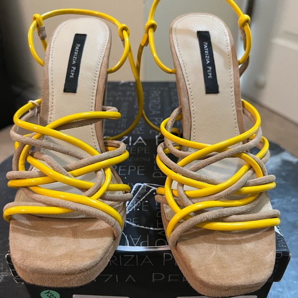 New in the box Patrizia Pepe yellow and tan heels, size 37 - Picture 3 of 5